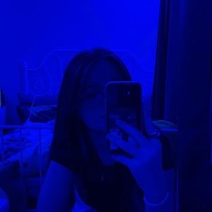 Meet your Posher, Ace